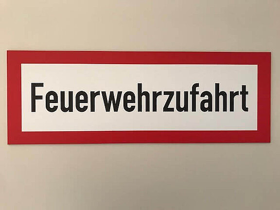 Schild_Feuerwehrzufahrt.jpg 